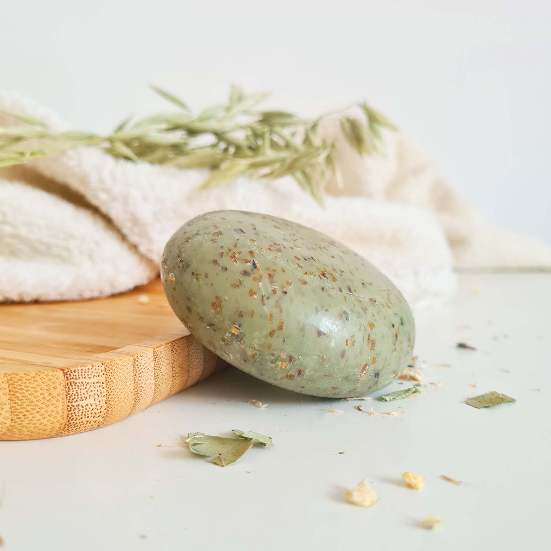 Exfoliating soap with green clay